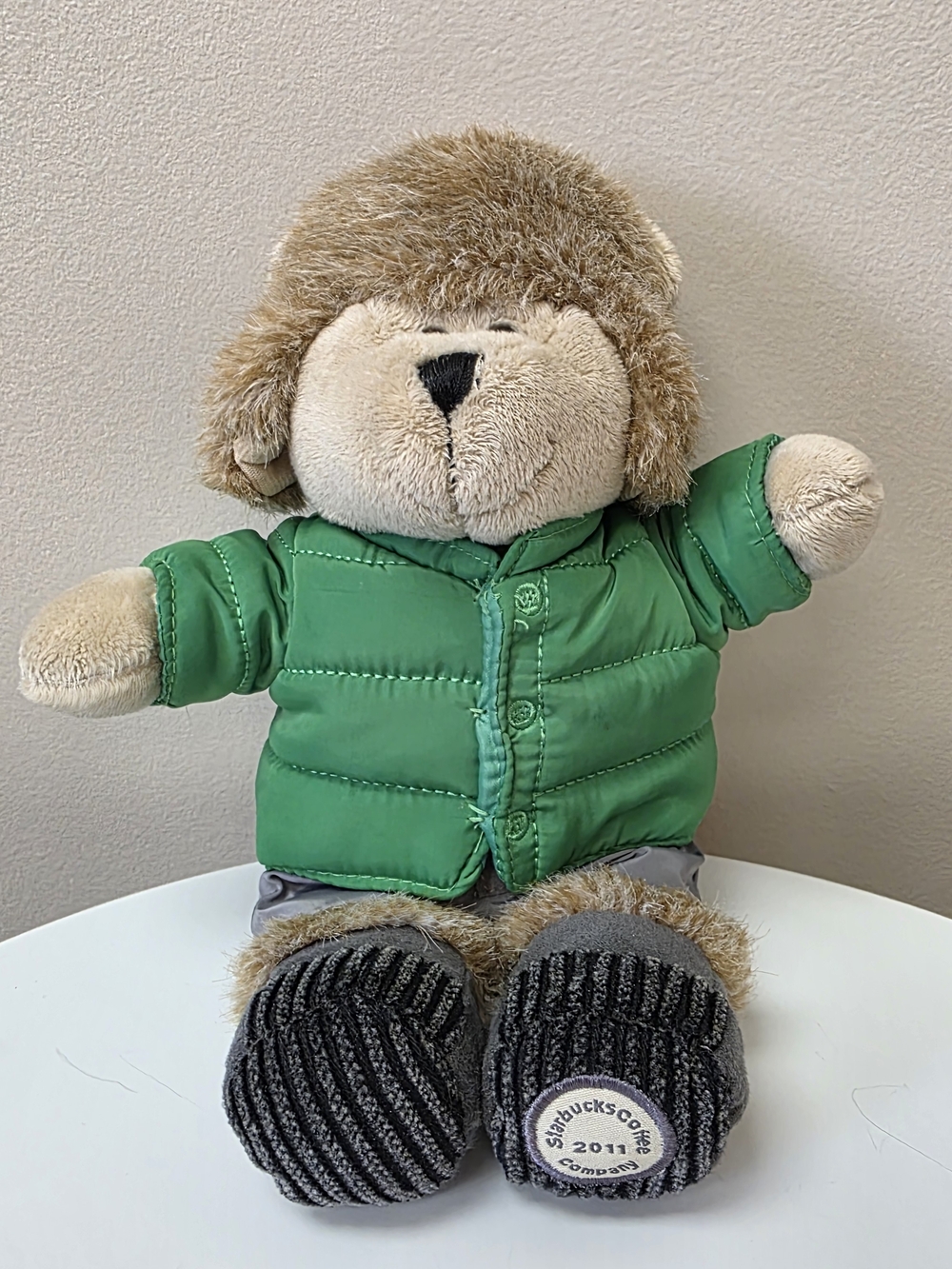 2011 Starbucks Plush Bearista in Bright Green Puffer Jacket